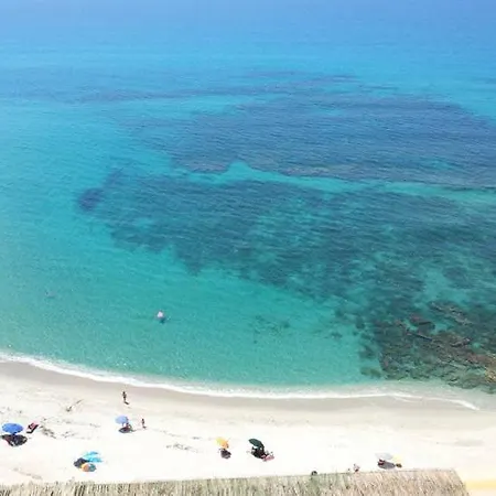 Casa Macria * Capo Vaticano