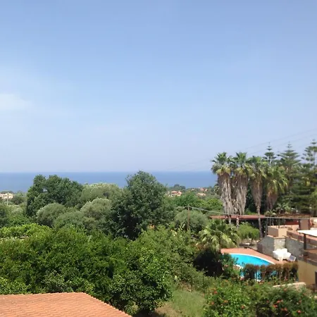 Casa Macria *